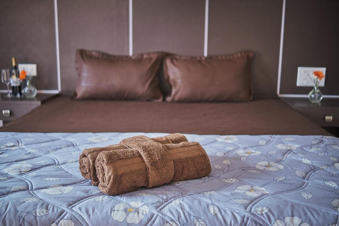 Pappi Chulo Morjim Otel Dış mekan fotoğraf