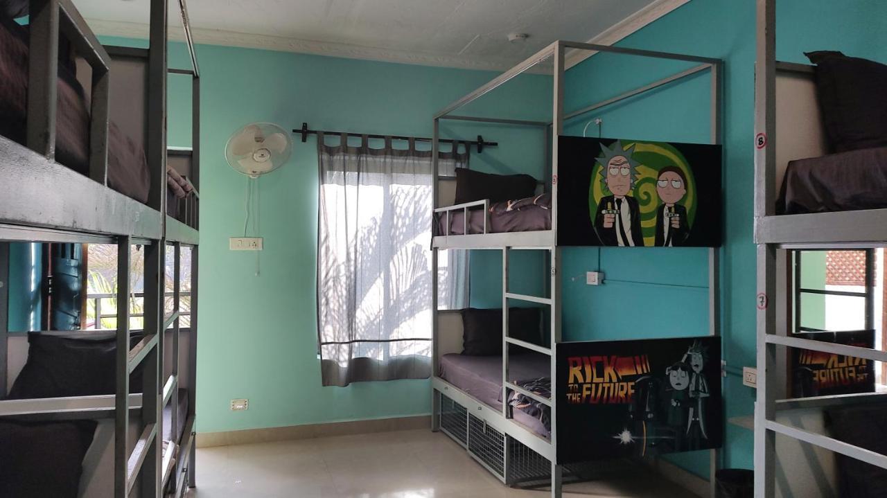Pappi Chulo Morjim Otel Dış mekan fotoğraf